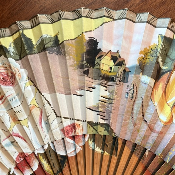 Truly exquisite wood and paper vintage fan, handmade in Spain! - Picture 13 of 16